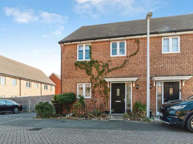 House for rent in Shinfield