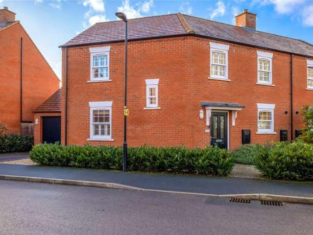 House for sale in Evershot, Oxfordshire