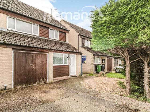 House for sale in Fords Farm, Holybrook