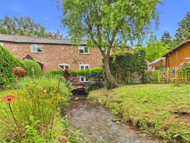 House for sale in Weston Under Penyard
