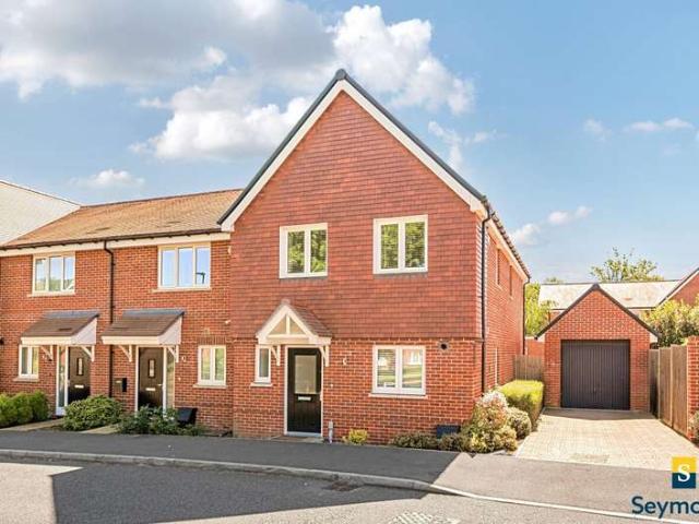 House for sale in Worplesdon, Westborough
