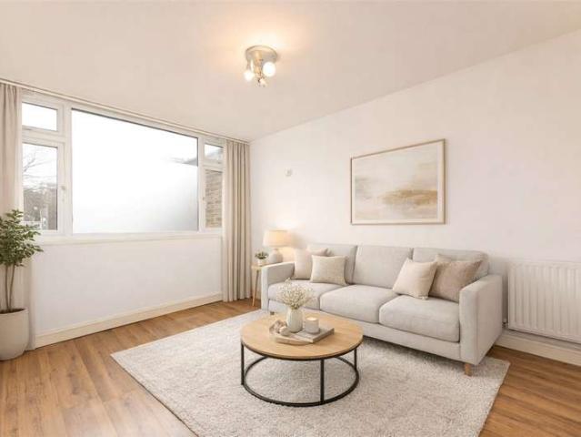 House for sale in Southfields, Greater London