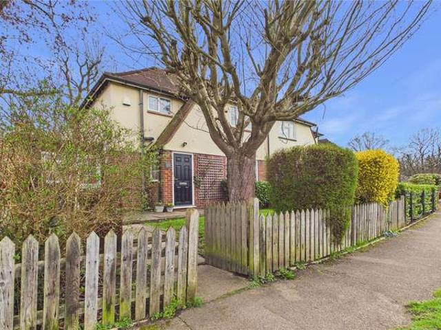 House for sale in Windlesham, Surrey Heath