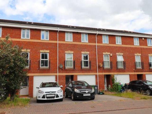 House for rent in Falcon Lodge, Wales
