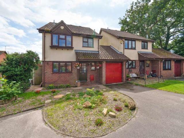 House for rent in Shinfield