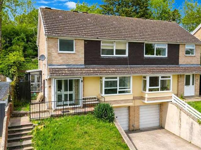 House for sale in Garston Park, Calcot