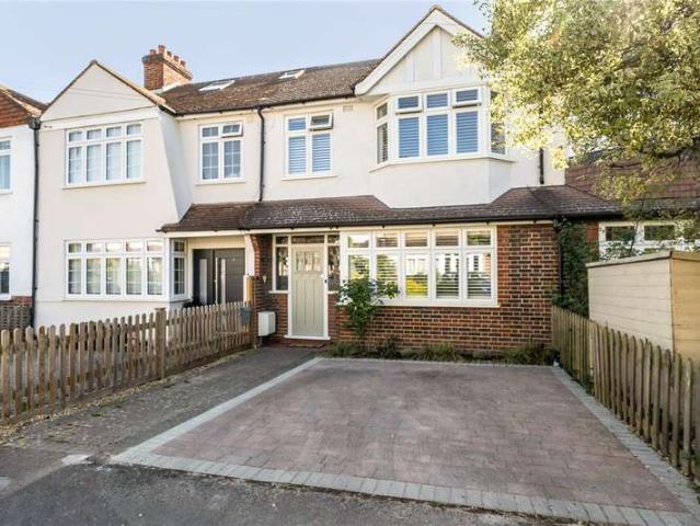 House for sale in Surbiton, Greater London