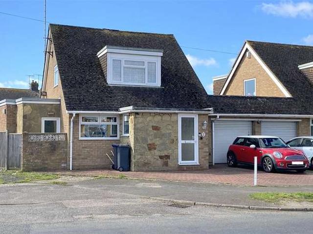House for sale in Fishersgate, West Sussex