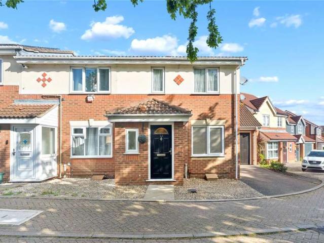House for sale in Chadwell St Mary, Essex