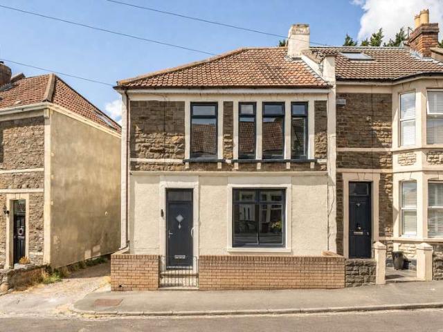 House for sale in Feckenham, City Of Bristol