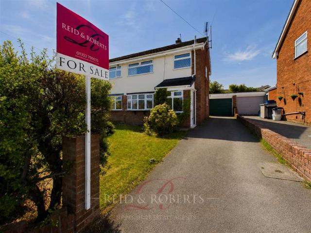 House for sale in Hawarden, Ewloe
