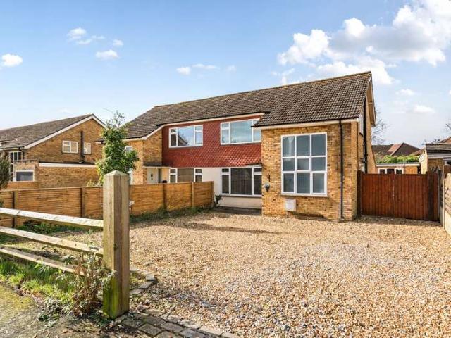 House for sale in West End, Heol-las