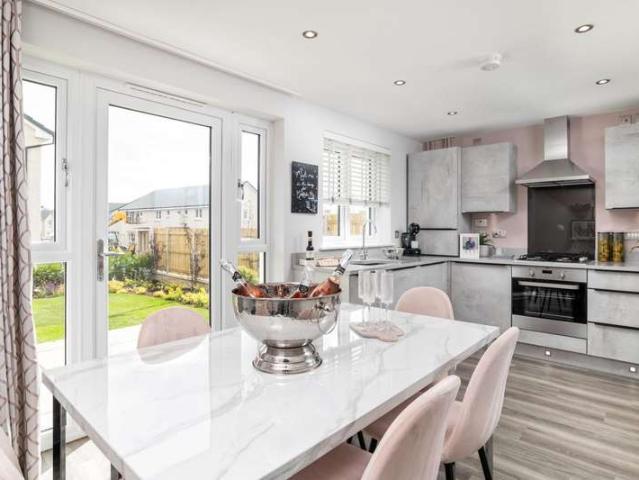 House for sale in Newarthill, Scotland