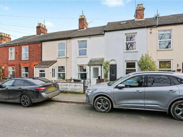 House for sale in Heigham Grove, East Bank