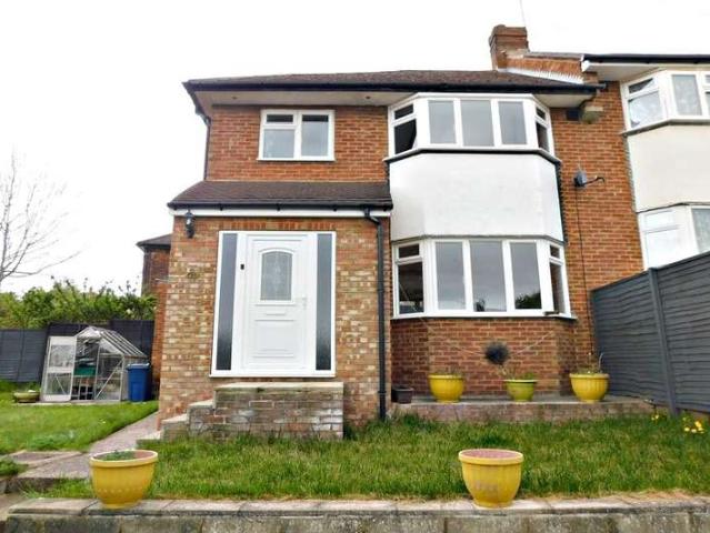 House for rent in High Wycombe, Totteridge