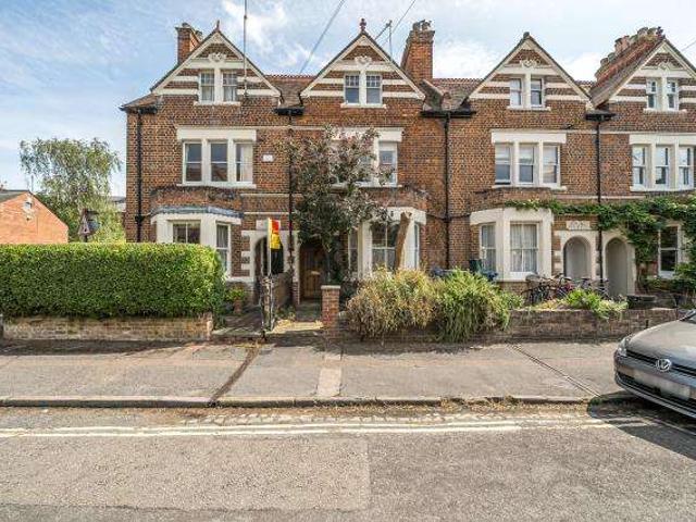 House for sale in The Slade, Oxfordshire
