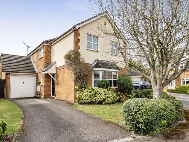 House for sale in Binfield