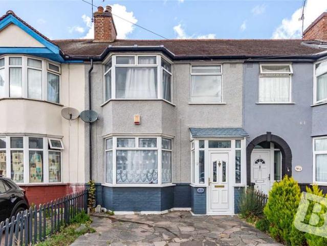 House for sale in Chadwell Heath, Greater London