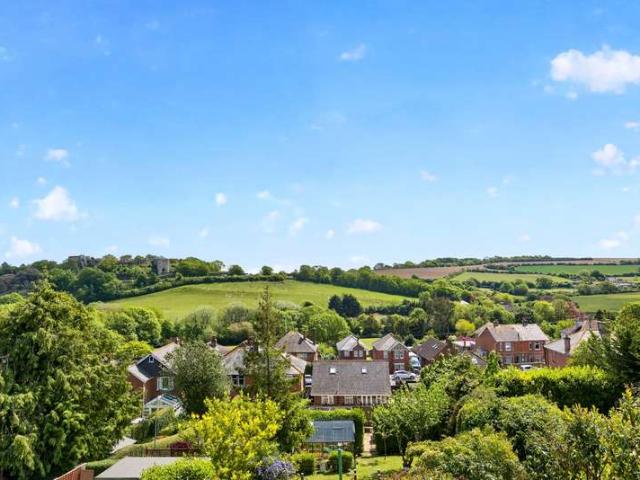 House for sale in Gunville, Carisbrooke
