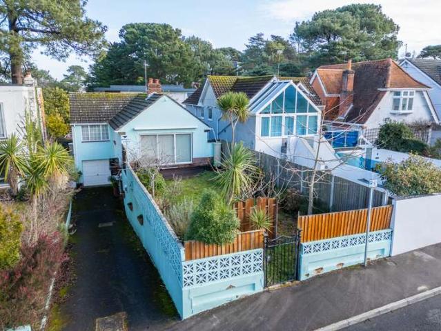 House for sale in Sandbanks, Poole