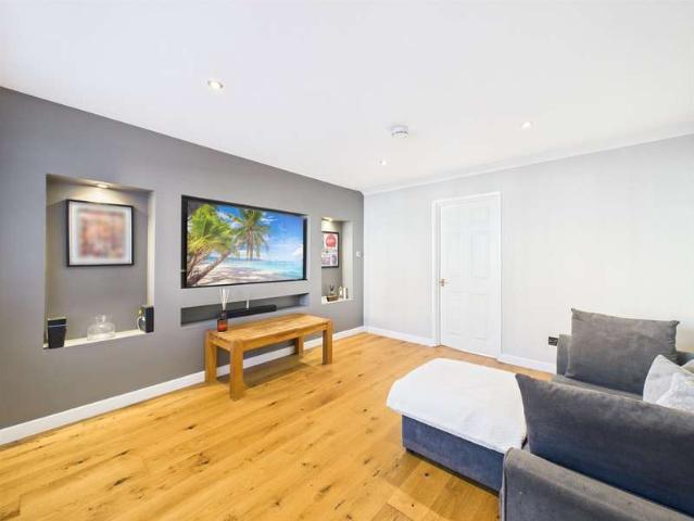 House for sale in Feckenham, City Of Bristol