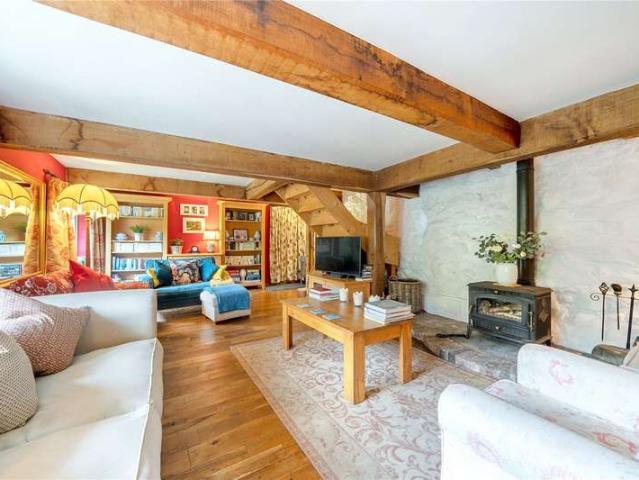 House for sale in Llanfair Caereinion, Powys