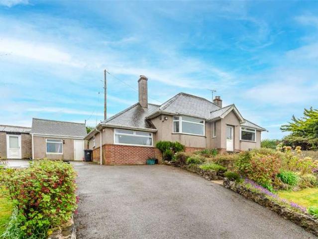 House for sale in Betws yn Rhos, Wales