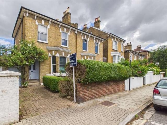 House for sale in Herne Hill, Greater London