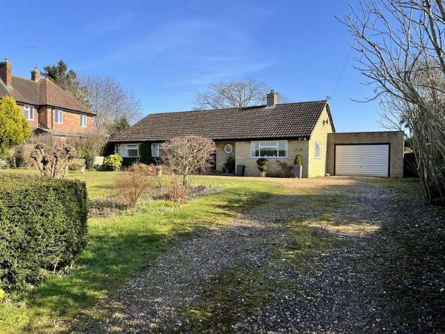 House for sale in Byfield