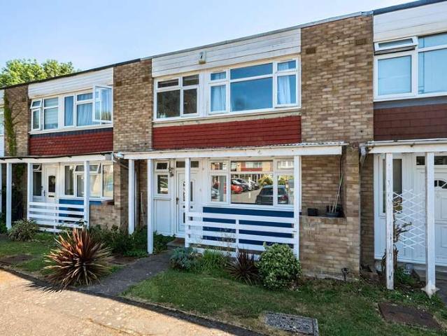 House for sale in Pinner, Greater London