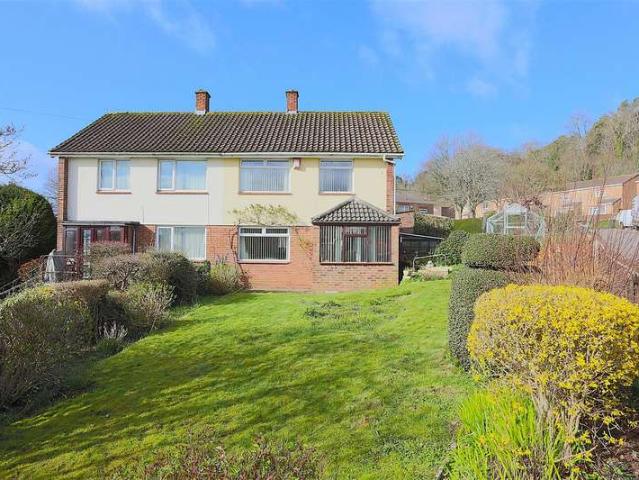 House for sale in Feckenham, City Of Bristol