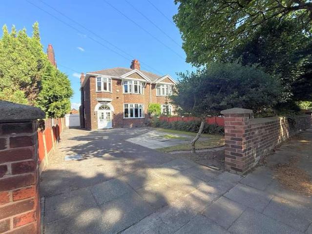 House for sale in Runcorn Heath, Halton