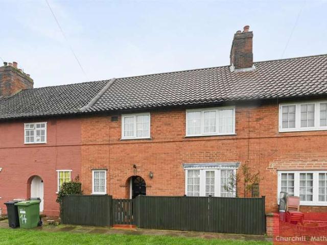 House for sale in Greater London