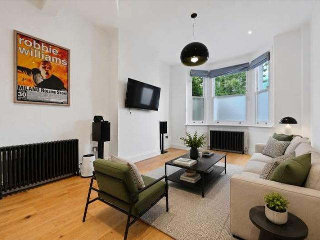House for sale in Shepherd's Bush, Greater London