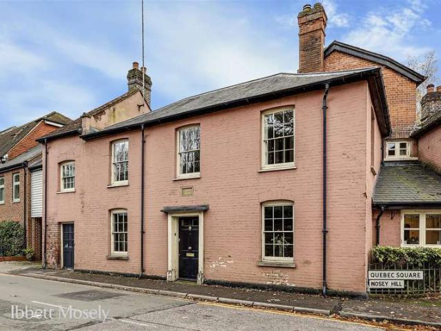 House for sale in The Butts, Kent