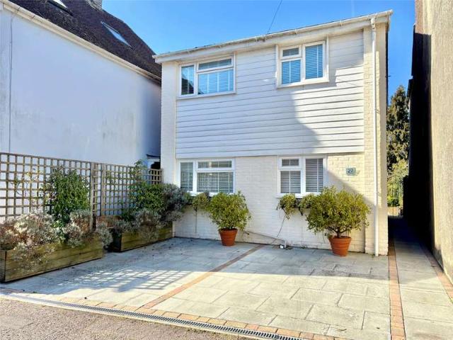 House for sale in Chichester, Littlecote