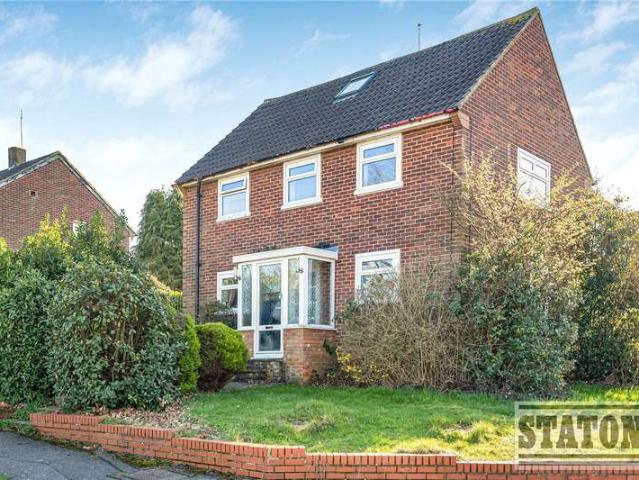 House for sale in Oakmere, Potters Bar