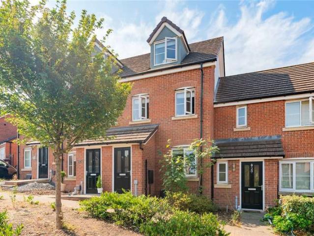 House for sale in Whitnash, Warwick