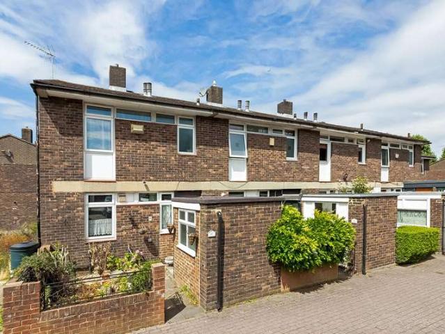 House for sale in London Borough of Southwark, Greater London
