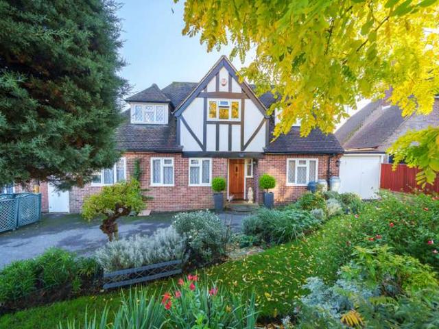 House for sale in Batchworth