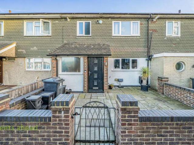 House for sale in Brierley, Greater London