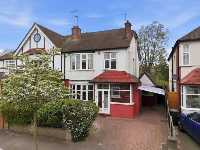 House for sale in Wanstead, Greater London