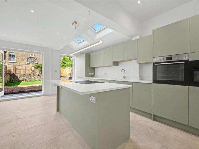 House for sale in Kensal Town, Greater London