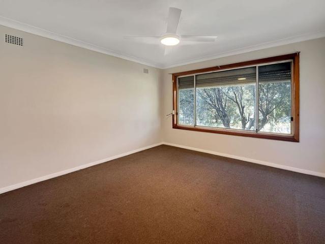House for rent in Oak Flats Dc, New South Wales