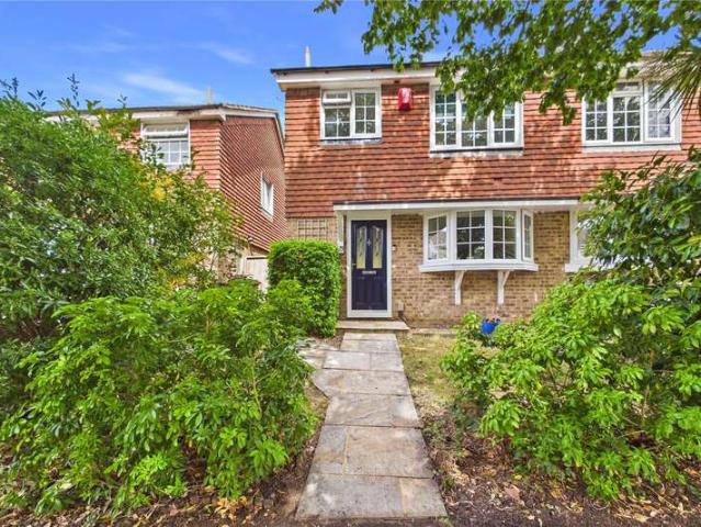House for sale in Calcot, West Berkshire