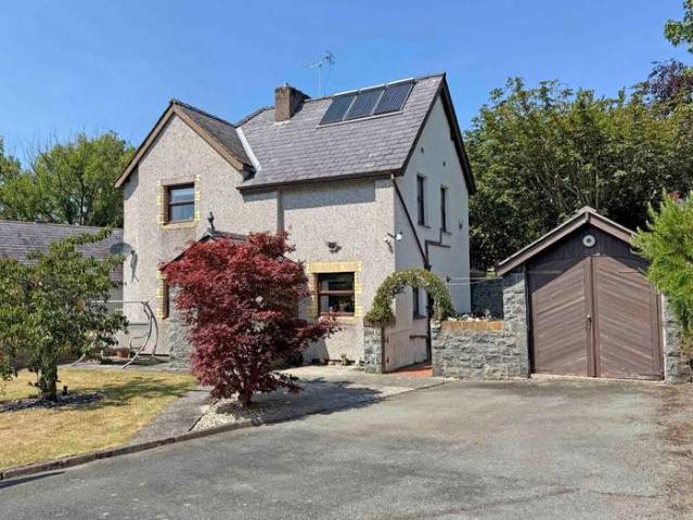 House for sale in Llanfairfechan, Wales