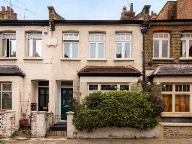 House for sale in Clapton, Lower Clapton
