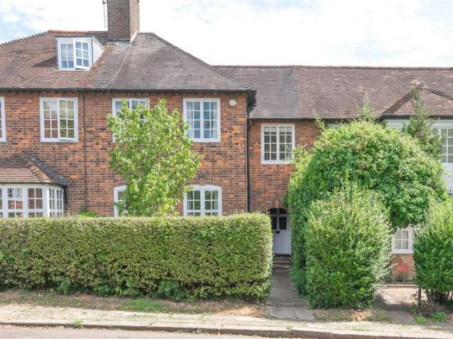 House for sale in Muswell Hill, Greater London