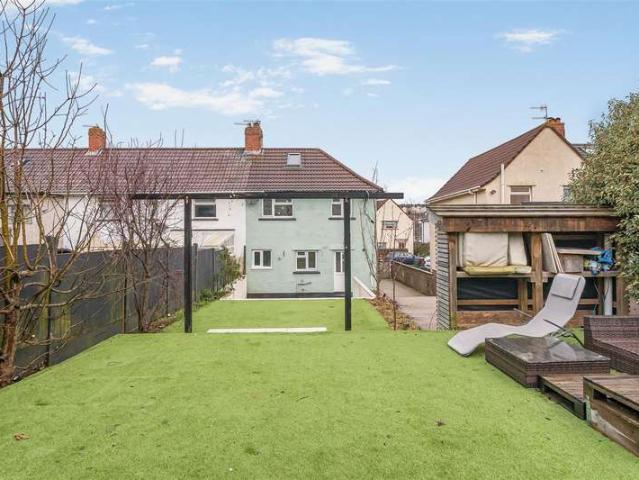 House for sale in Feckenham, City Of Bristol