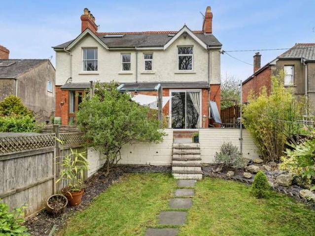 House for sale in Thrupp, School House